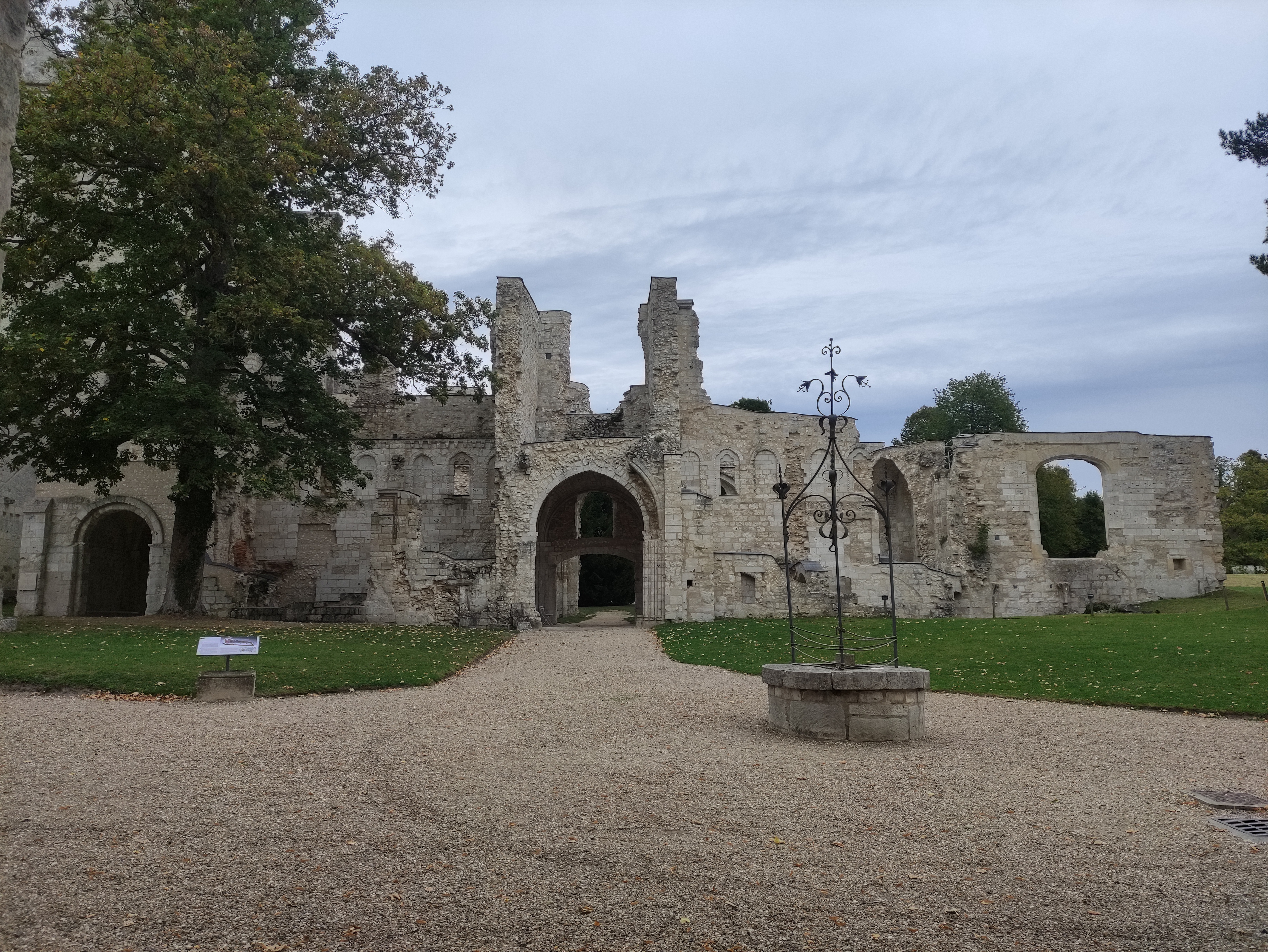 12 Abbaye Jumiges2